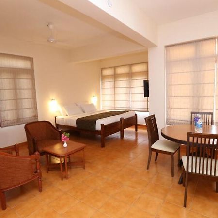 Abad Serviced Villas Kovalam Exterior foto